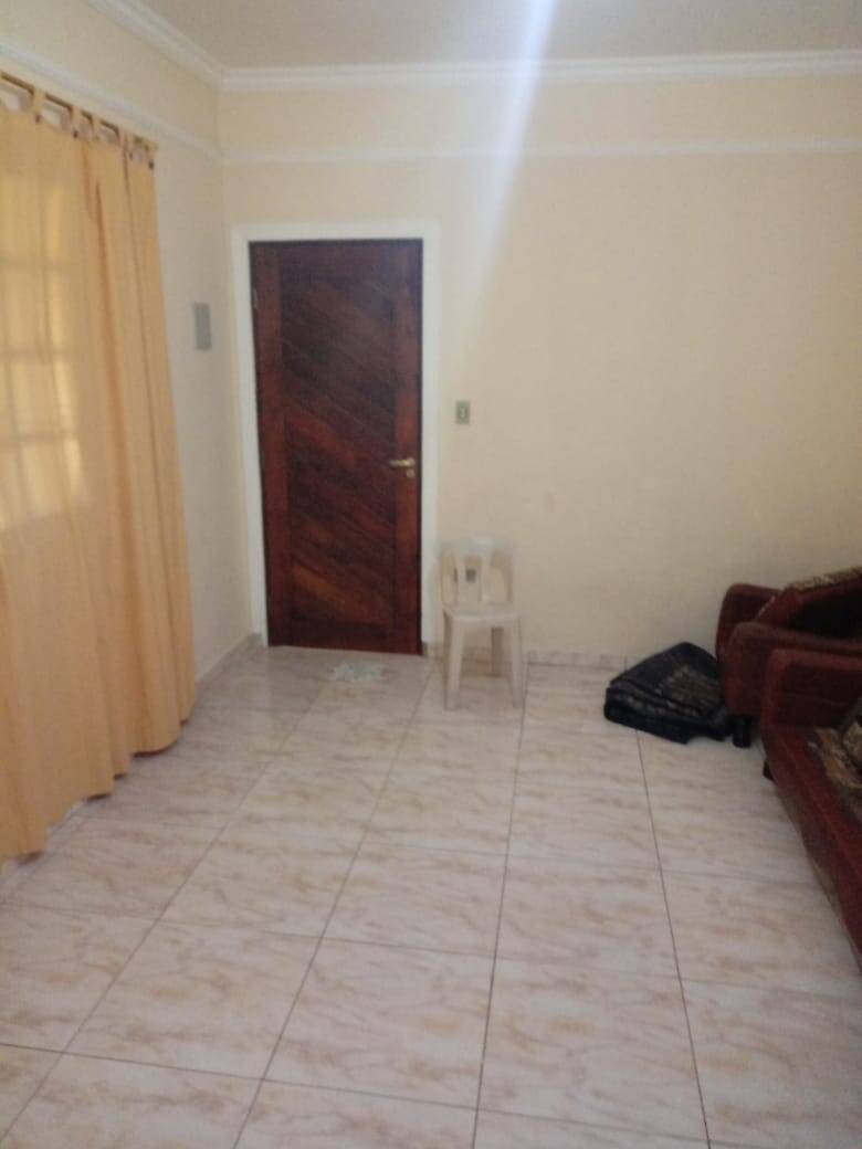 Casa à venda com 3 quartos, 100m² - Foto 11