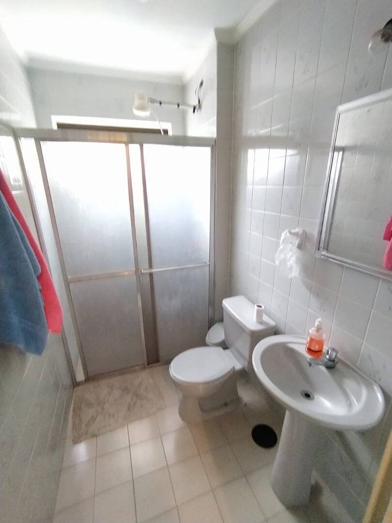 Apartamento à venda com 2 quartos, 100m² - Foto 12