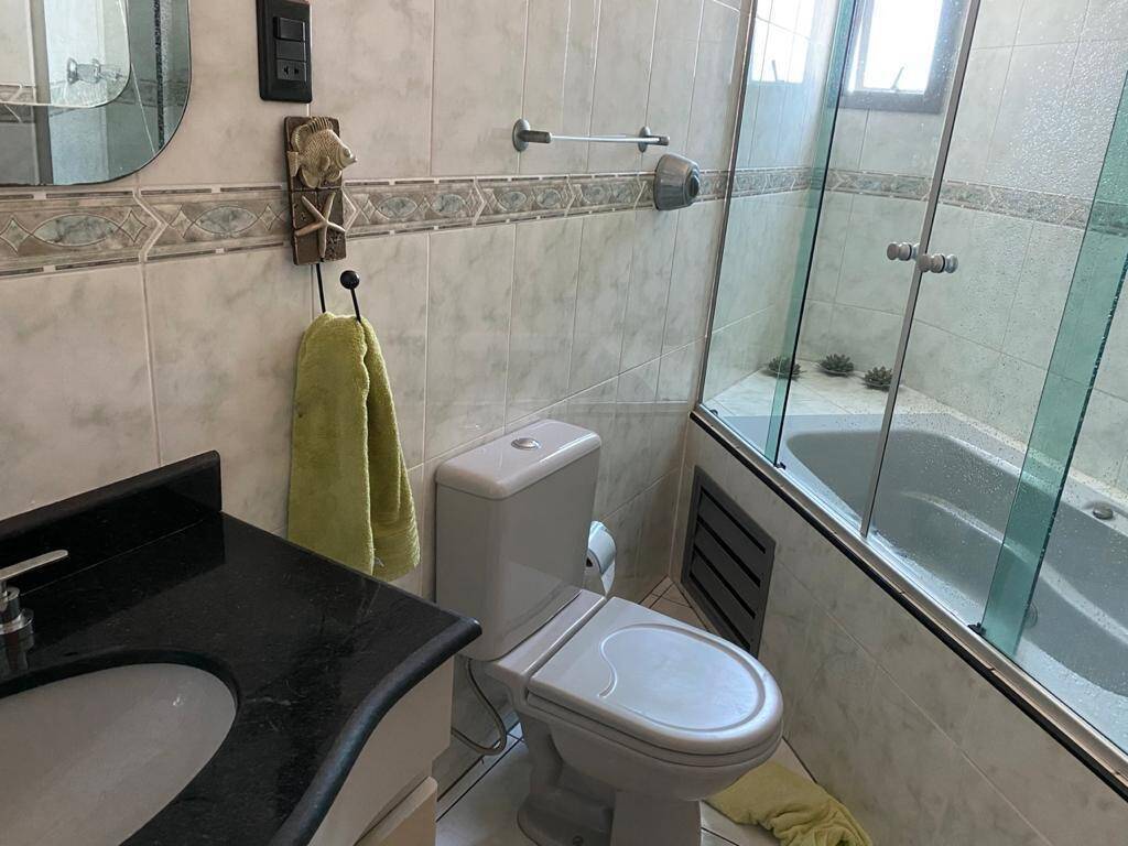 Apartamento à venda com 3 quartos, 175m² - Foto 15