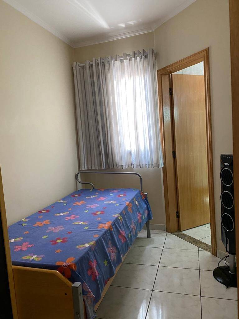 Apartamento à venda com 3 quartos, 175m² - Foto 18