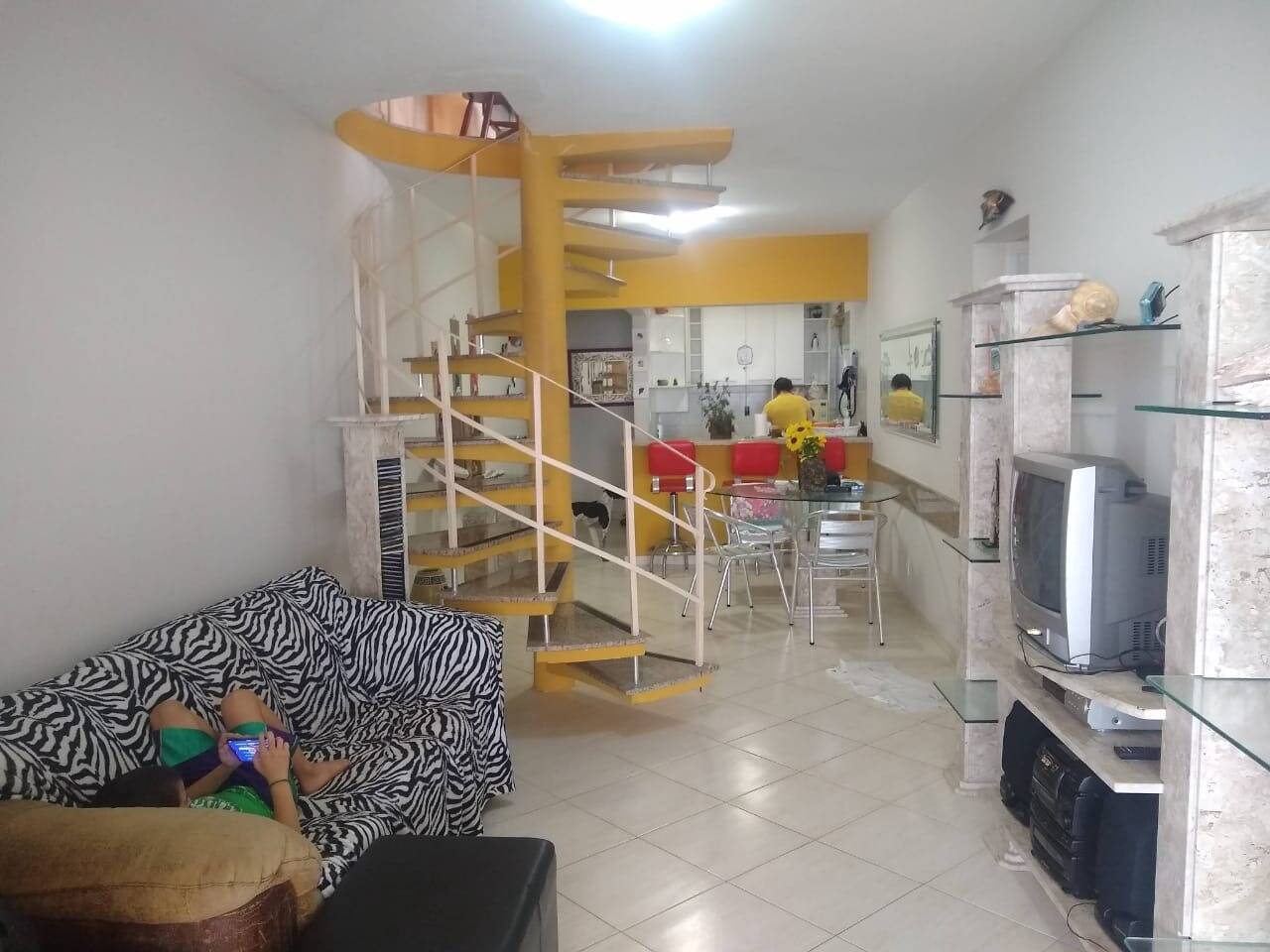 Apartamento à venda com 3 quartos, 252m² - Foto 5