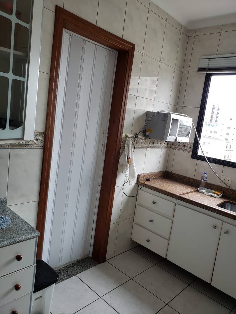 Apartamento à venda com 2 quartos, 145m² - Foto 6