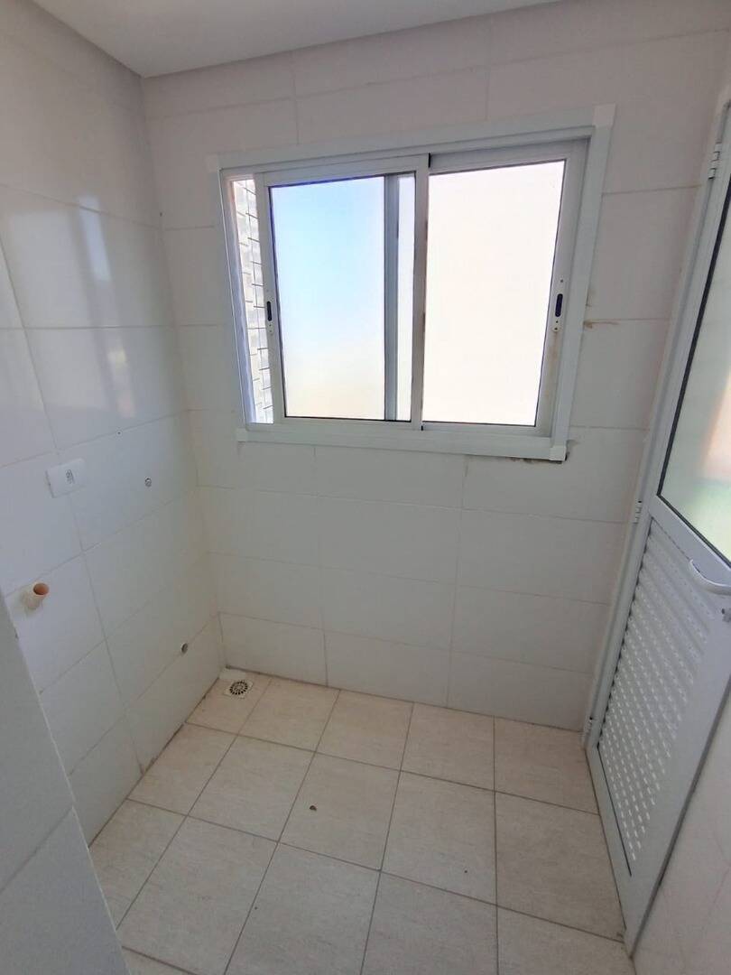 Apartamento à venda com 2 quartos, 76m² - Foto 2