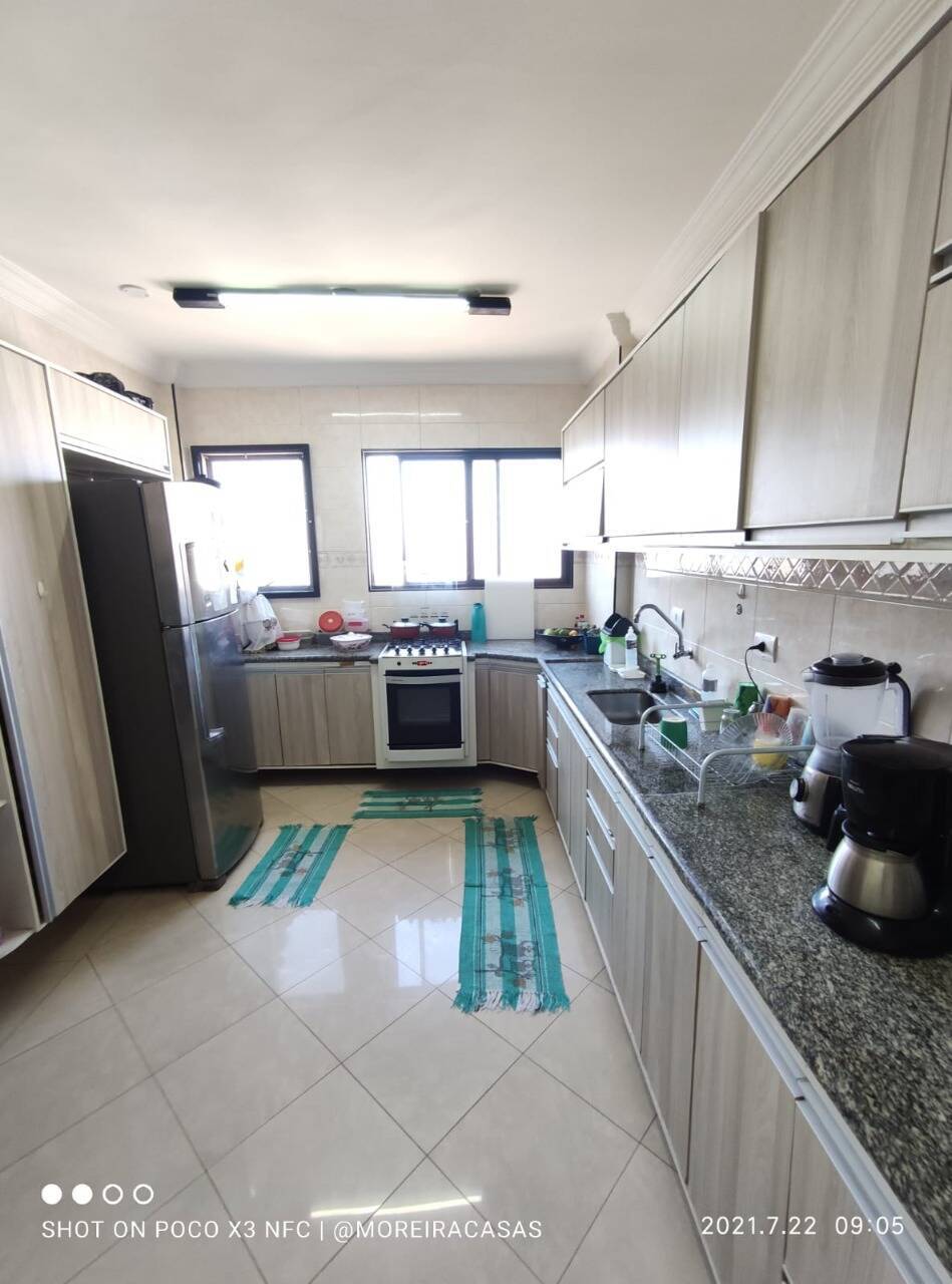 Apartamento à venda com 3 quartos, 150m² - Foto 8