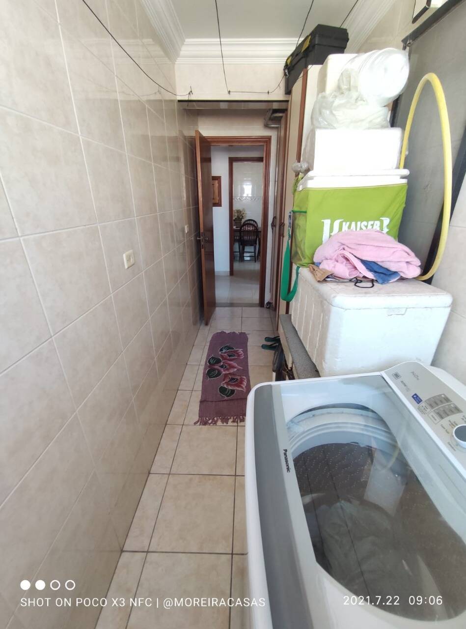 Apartamento à venda com 3 quartos, 150m² - Foto 17