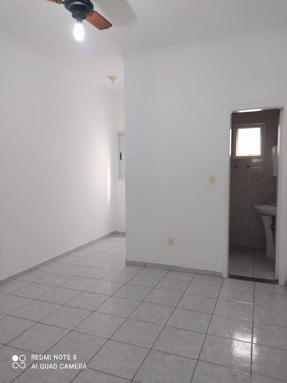 Casa para alugar com 2 quartos, 65m² - Foto 18