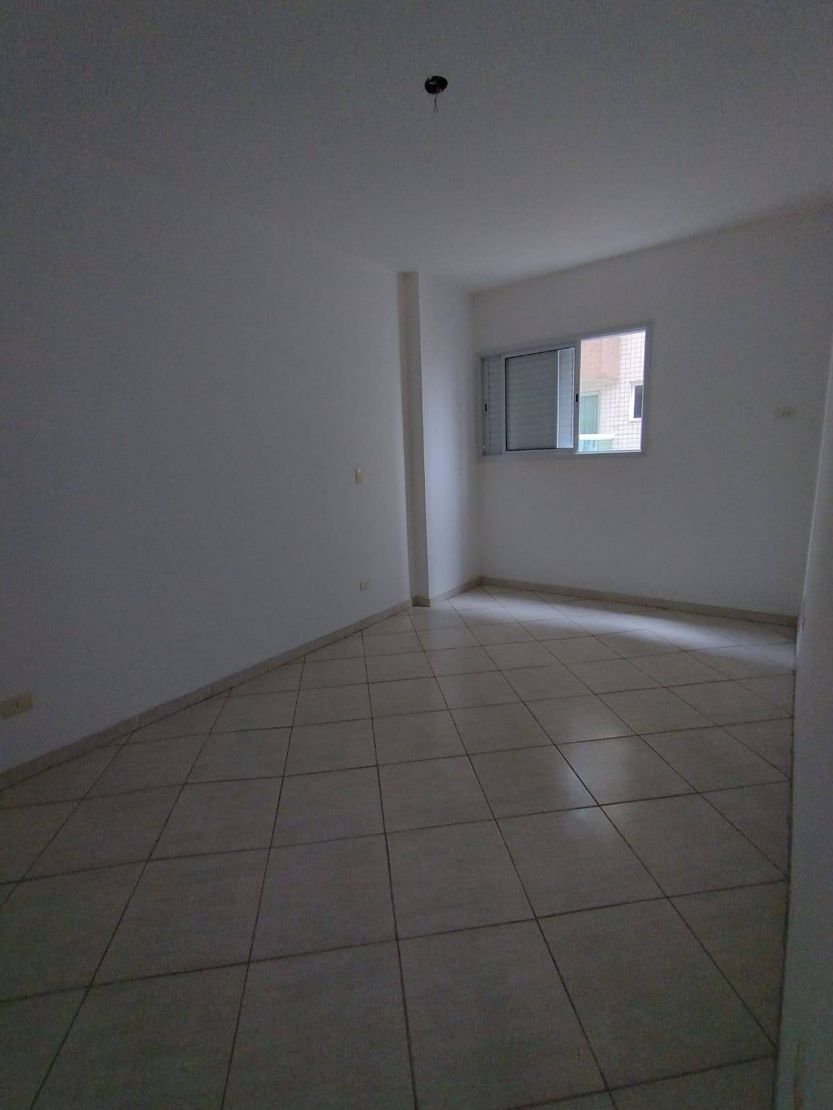 Apartamento à venda com 3 quartos, 159m² - Foto 13