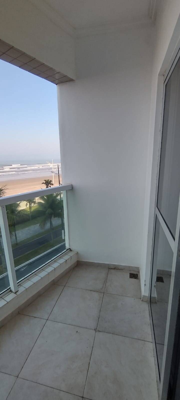 Apartamento à venda com 2 quartos, 64m² - Foto 11