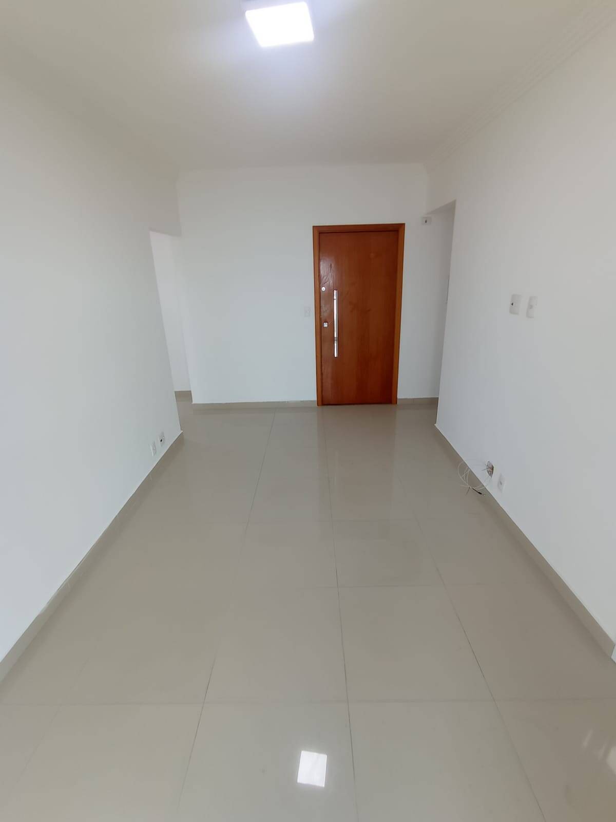 Apartamento para alugar com 2 quartos, 94m² - Foto 4