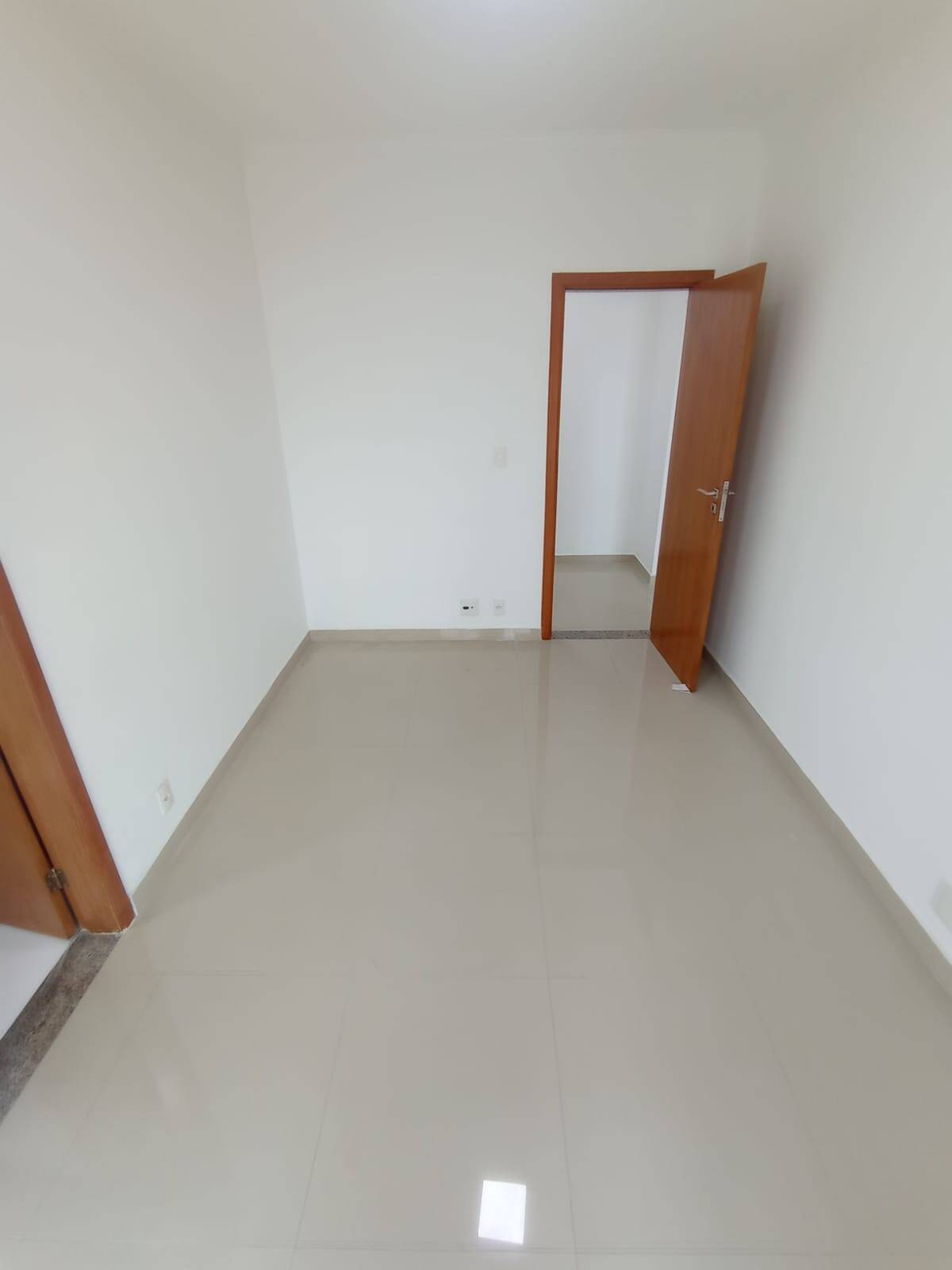 Apartamento para alugar com 2 quartos, 94m² - Foto 11