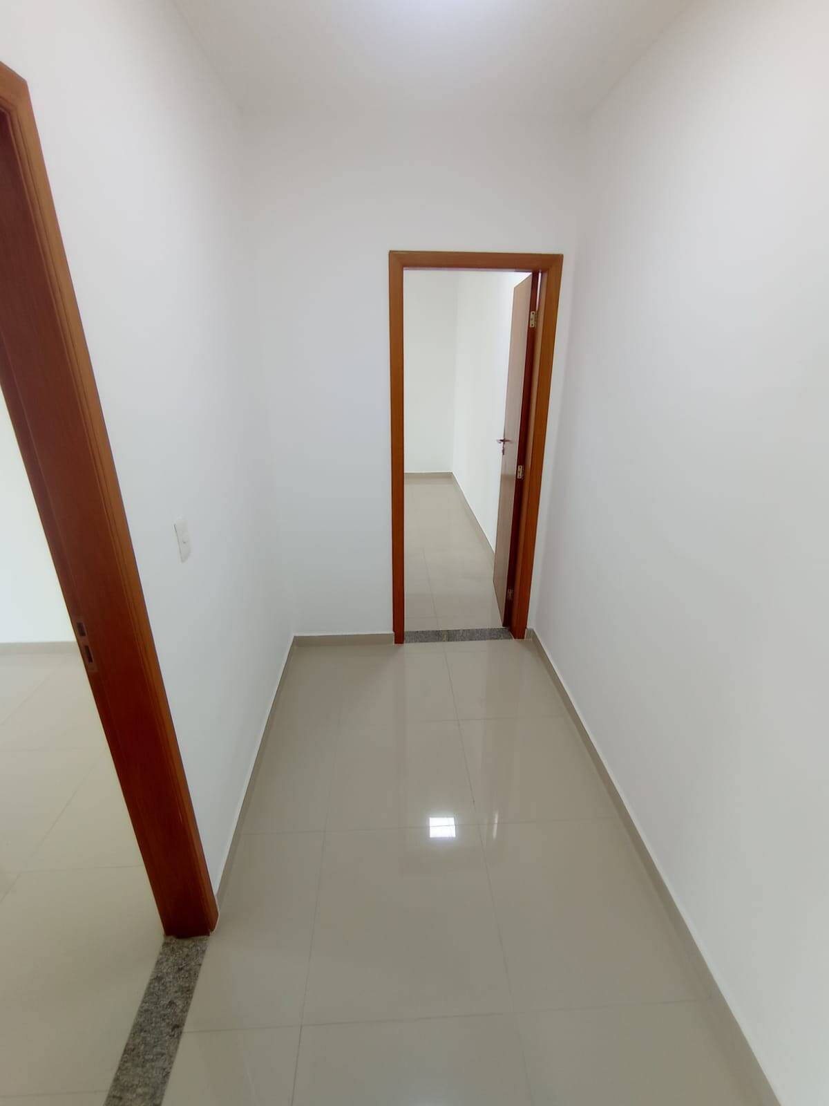 Apartamento para alugar com 2 quartos, 94m² - Foto 14