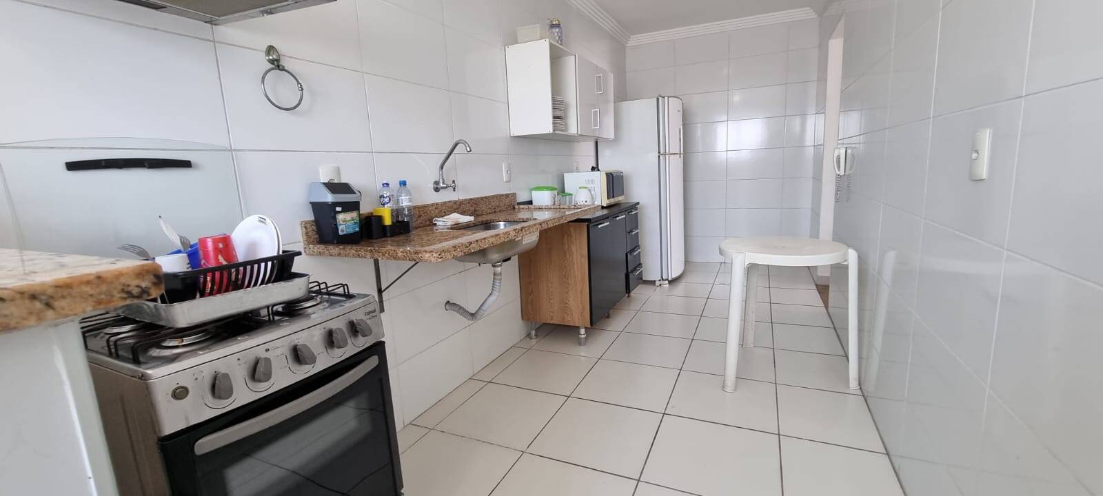 Apartamento à venda com 2 quartos, 85m² - Foto 2