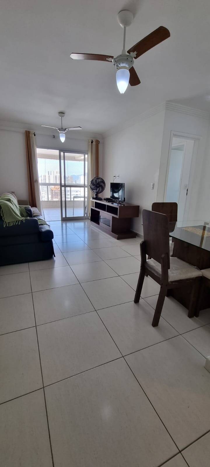 Apartamento à venda com 2 quartos, 85m² - Foto 3