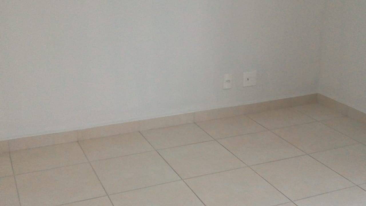 Apartamento à venda com 2 quartos, 81m² - Foto 4