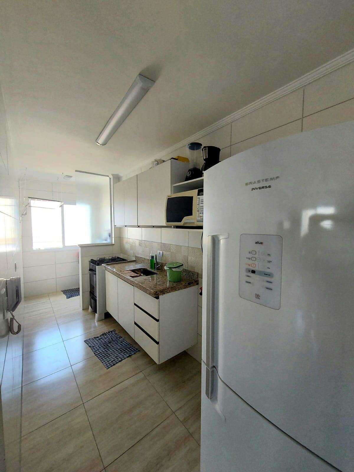 Apartamento para alugar com 1 quarto, 53m² - Foto 14