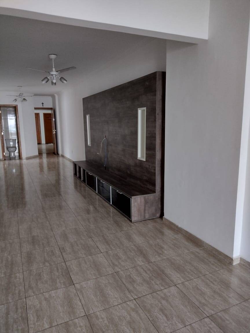 Apartamento à venda e aluguel com 3 quartos, 150m² - Foto 21