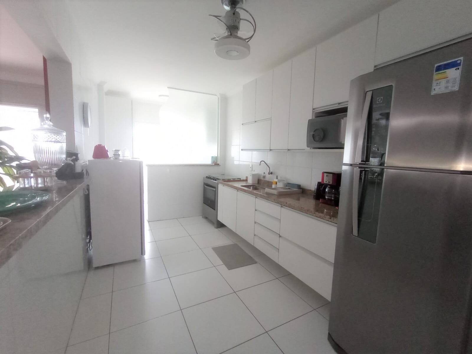 Apartamento à venda com 3 quartos, 151m² - Foto 6