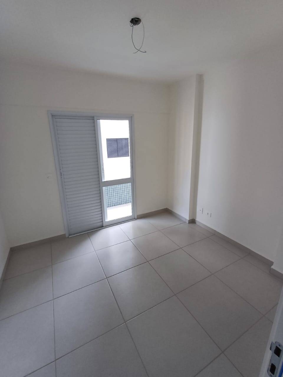 Apartamento à venda com 3 quartos, 105m² - Foto 7