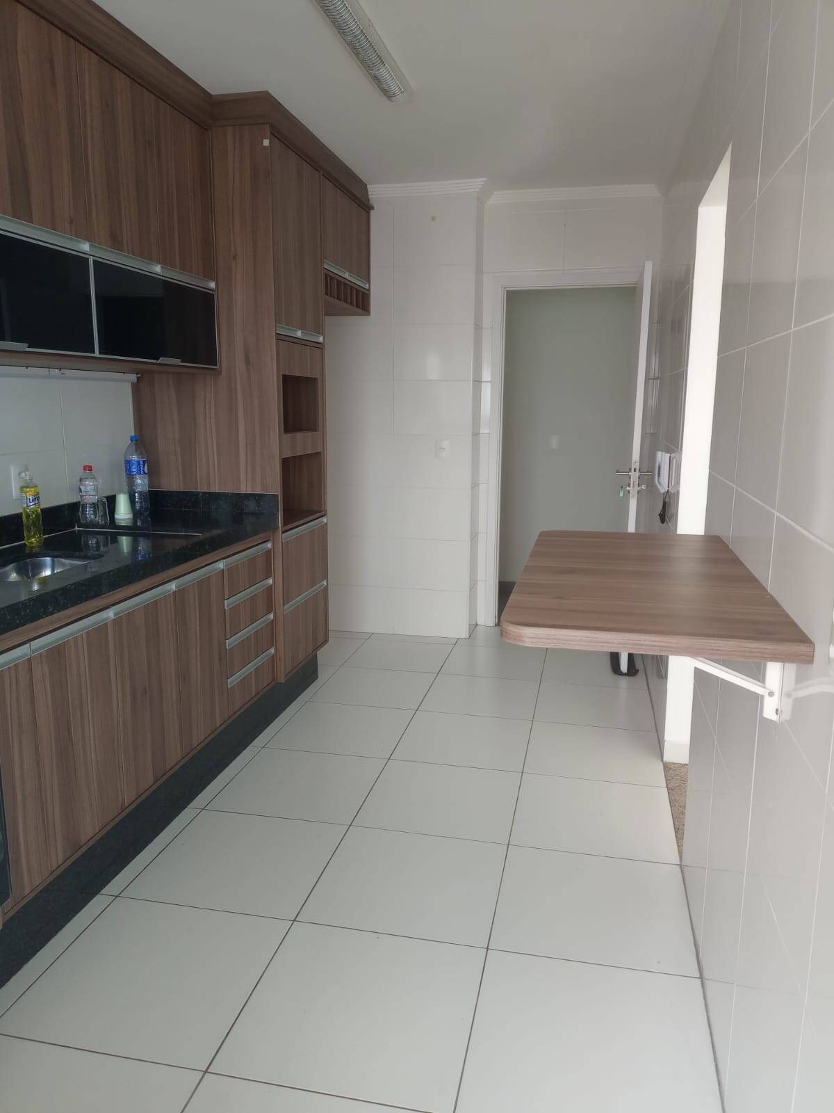 Apartamento à venda com 2 quartos, 99m² - Foto 3