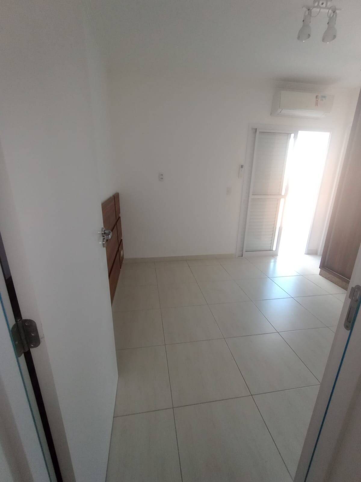 Apartamento à venda com 2 quartos, 99m² - Foto 16