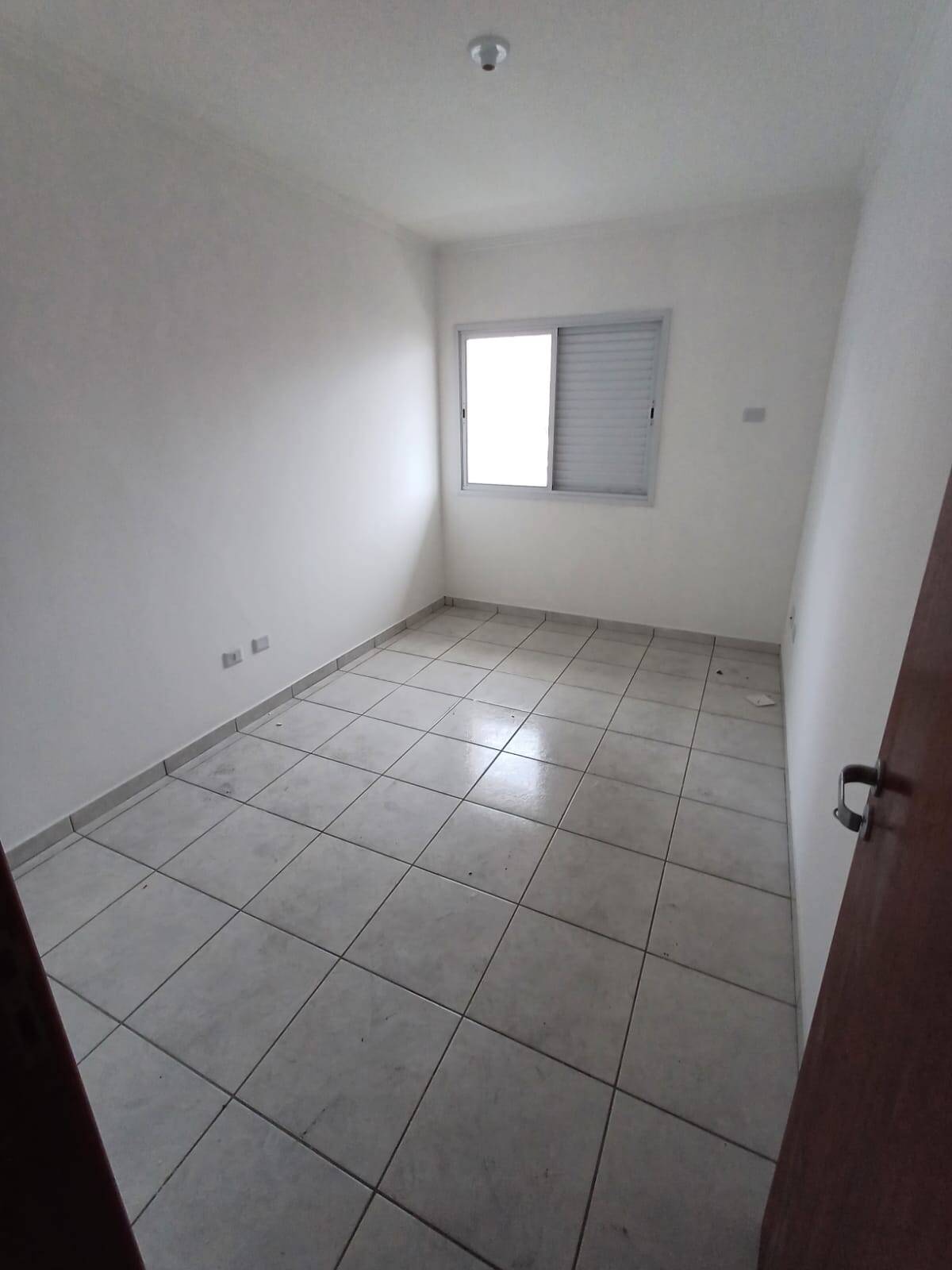 Apartamento para alugar com 2 quartos, 80m² - Foto 12