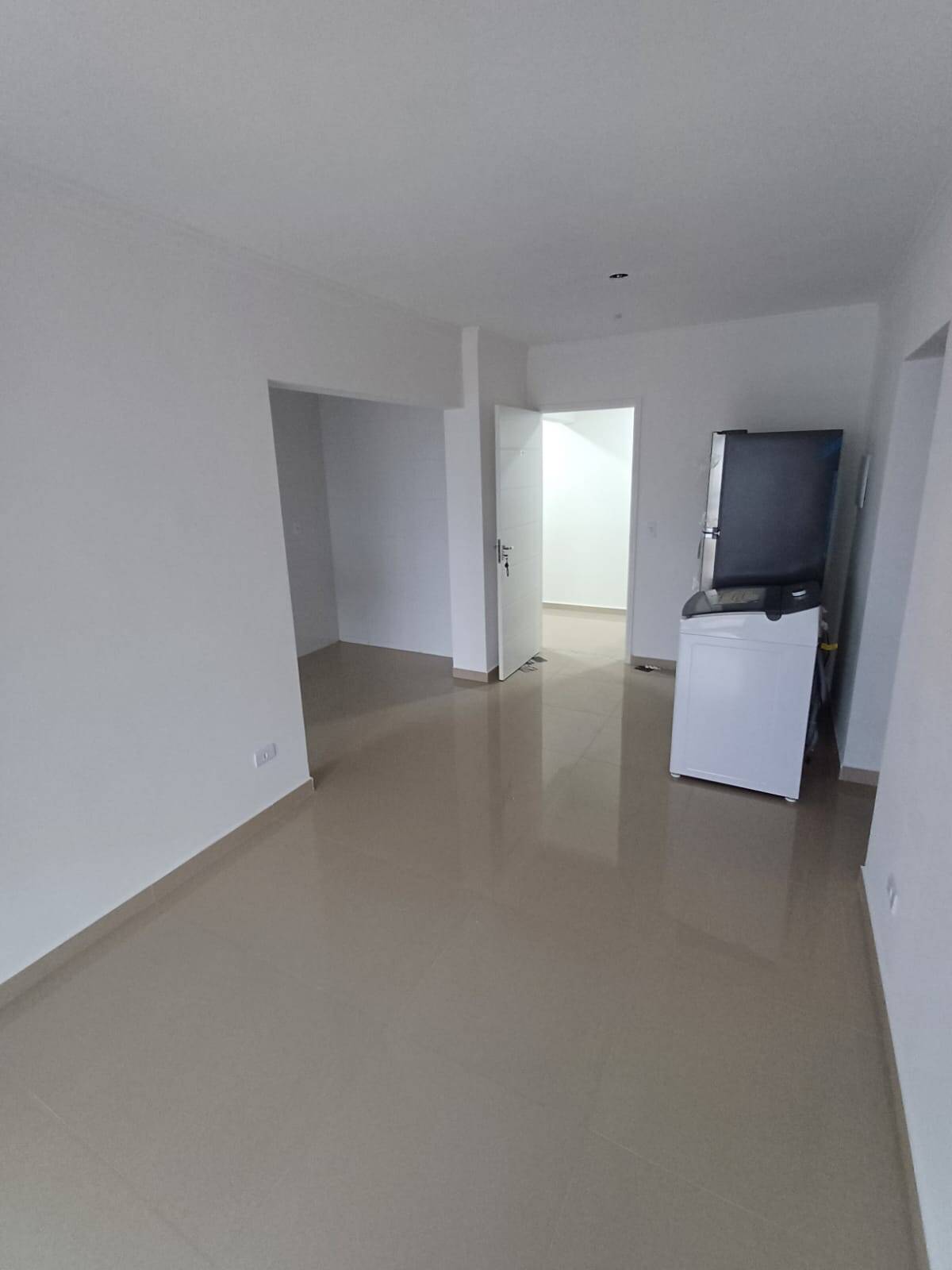 Apartamento à venda e aluguel com 2 quartos, 67m² - Foto 4