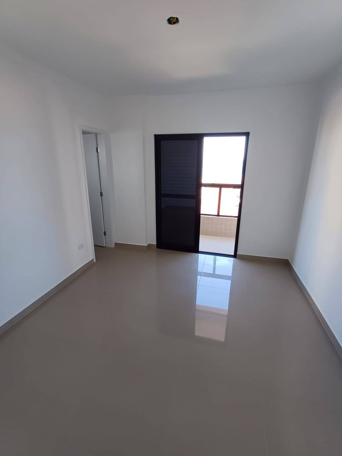 Apartamento à venda e aluguel com 2 quartos, 78m² - Foto 13