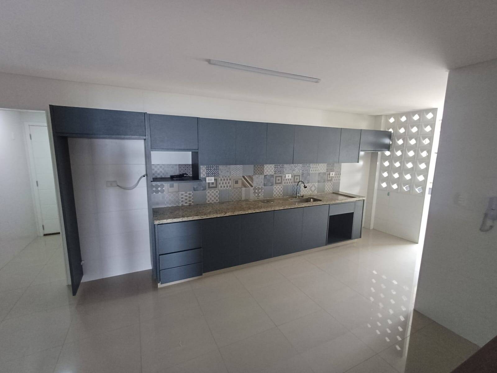 Apartamento à venda e aluguel com 4 quartos, 163m² - Foto 4