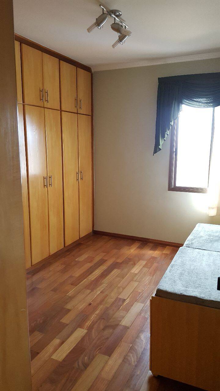 Apartamento para alugar com 3 quartos, 100m² - Foto 23