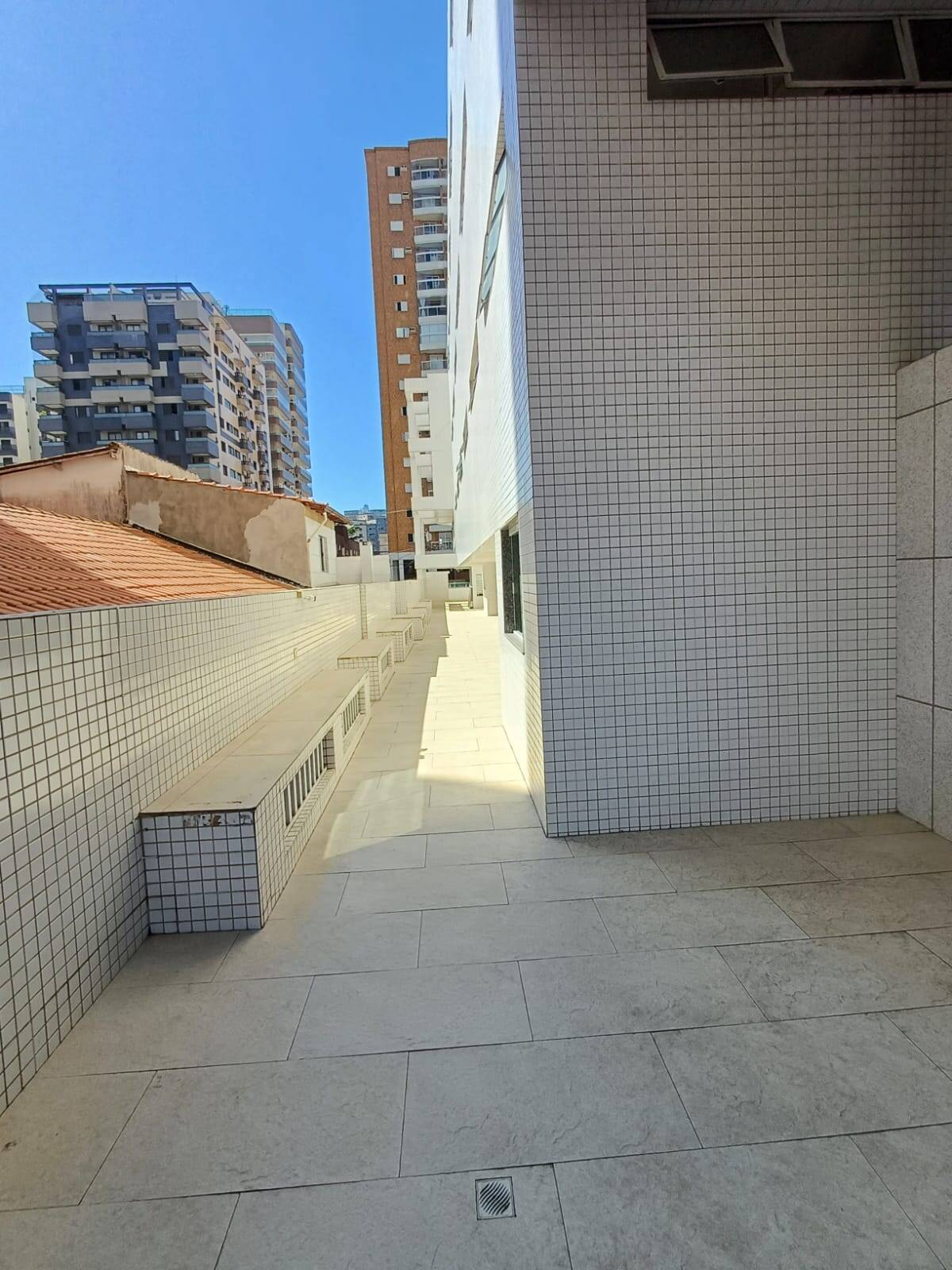 Apartamento para alugar com 2 quartos, 95m² - Foto 7