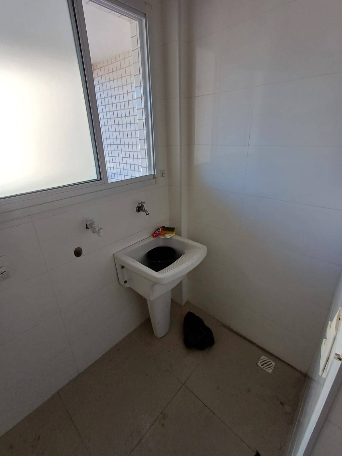 Apartamento para alugar com 2 quartos, 95m² - Foto 27