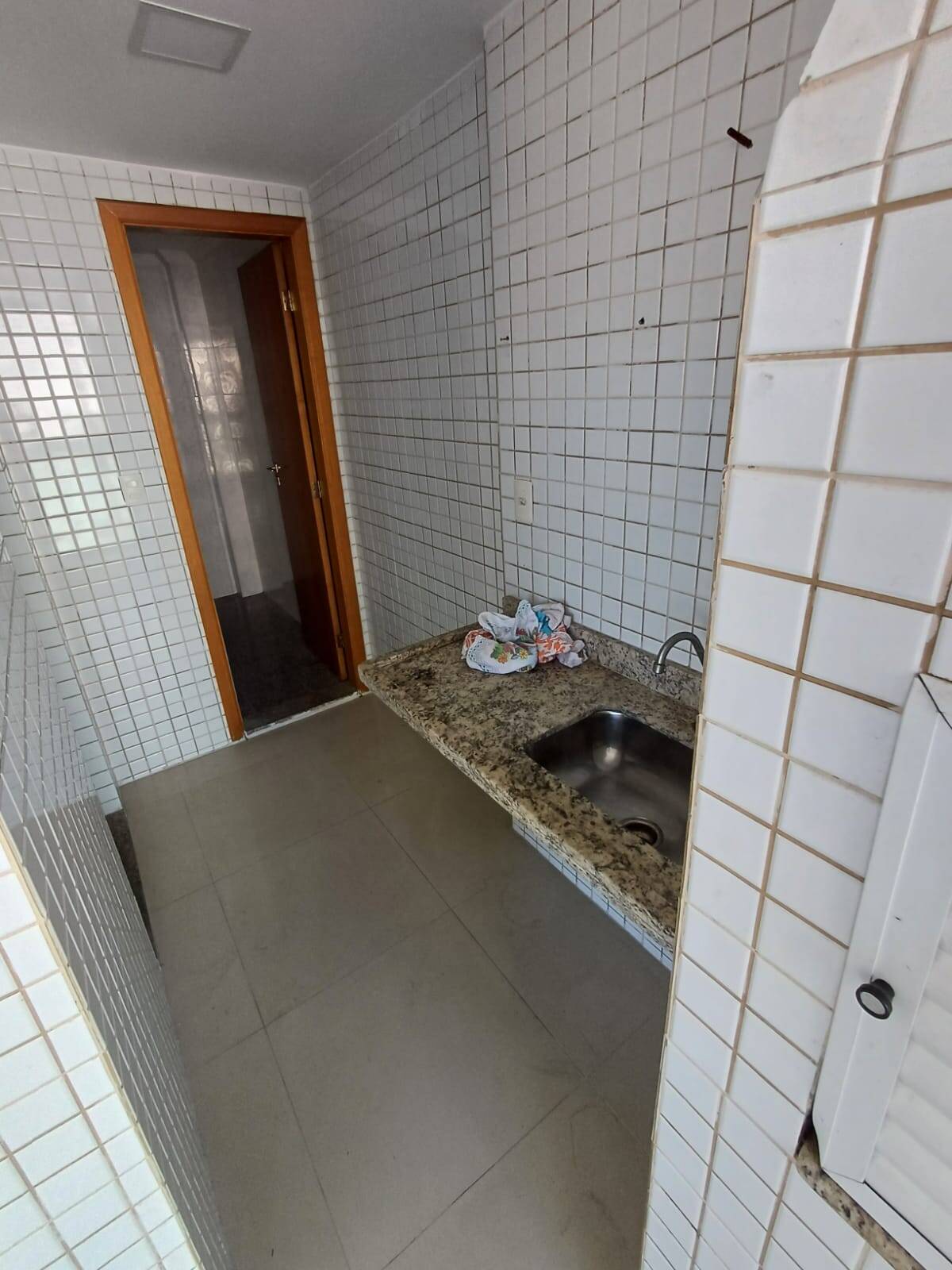 Apartamento para alugar com 2 quartos, 95m² - Foto 31