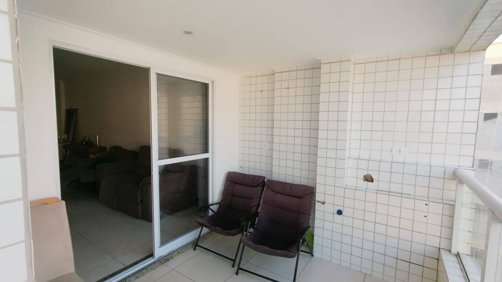 Apartamento à venda com 2 quartos, 92m² - Foto 3