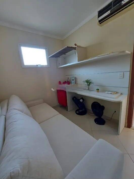 Casa à venda com 4 quartos, 180m² - Foto 12