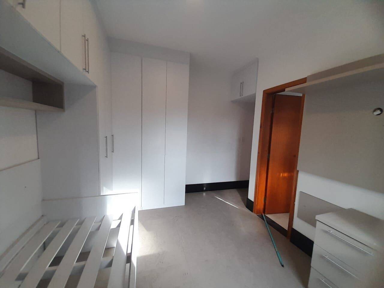 Casa à venda com 2 quartos, 93m² - Foto 5