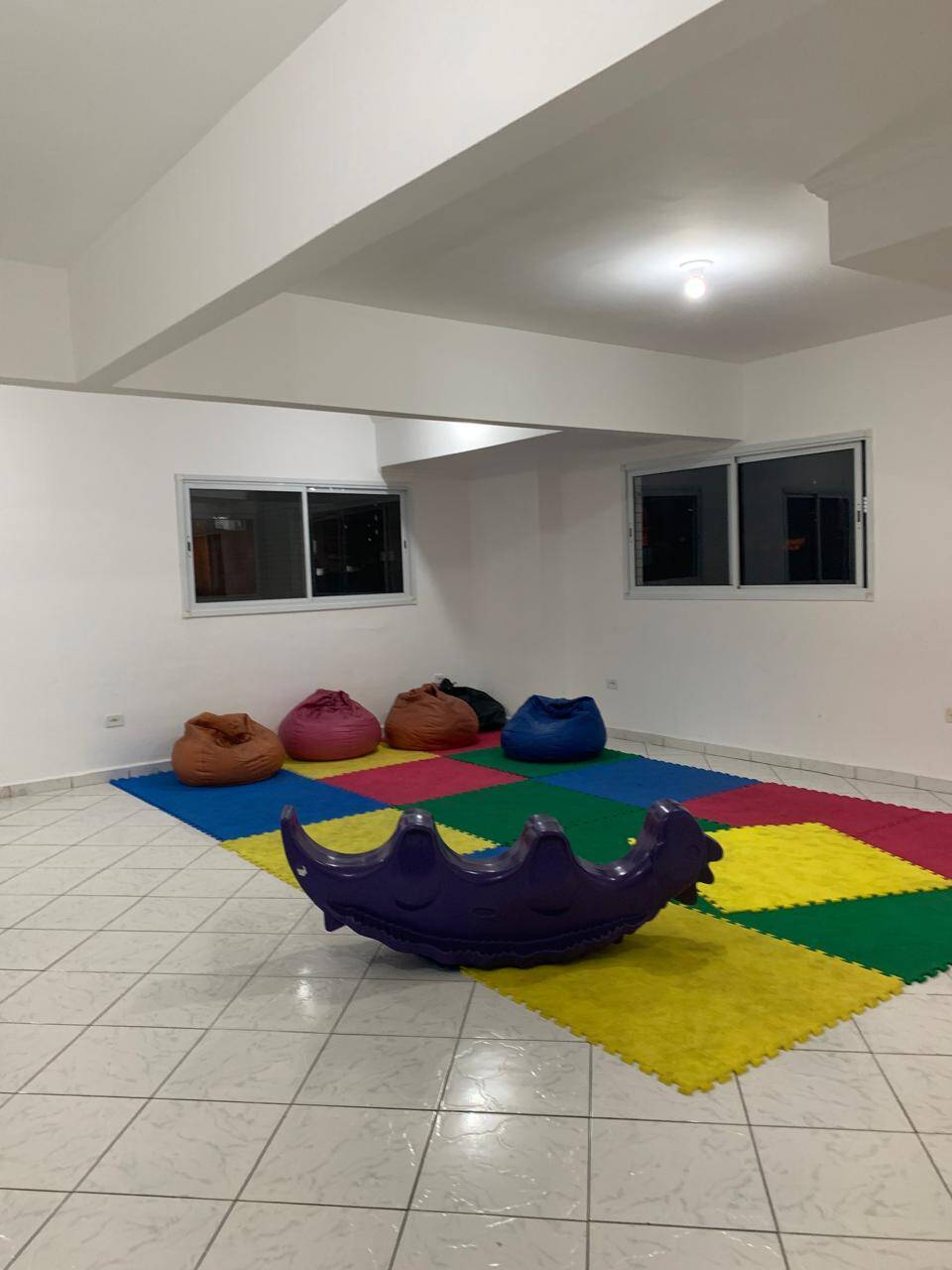 Apartamento à venda com 2 quartos, 80m² - Foto 17