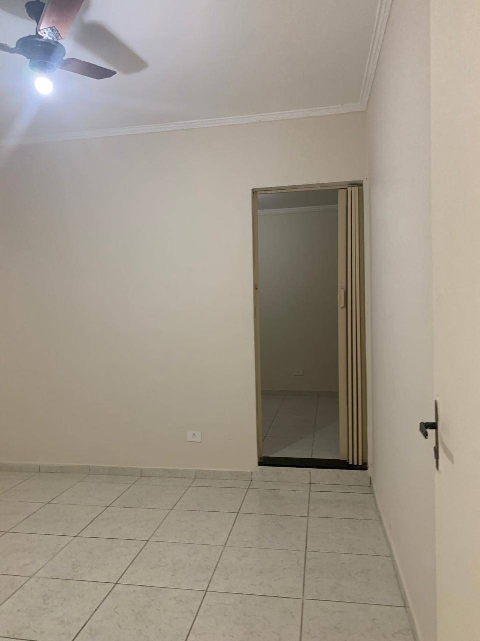 Casa à venda com 2 quartos, 92m² - Foto 11