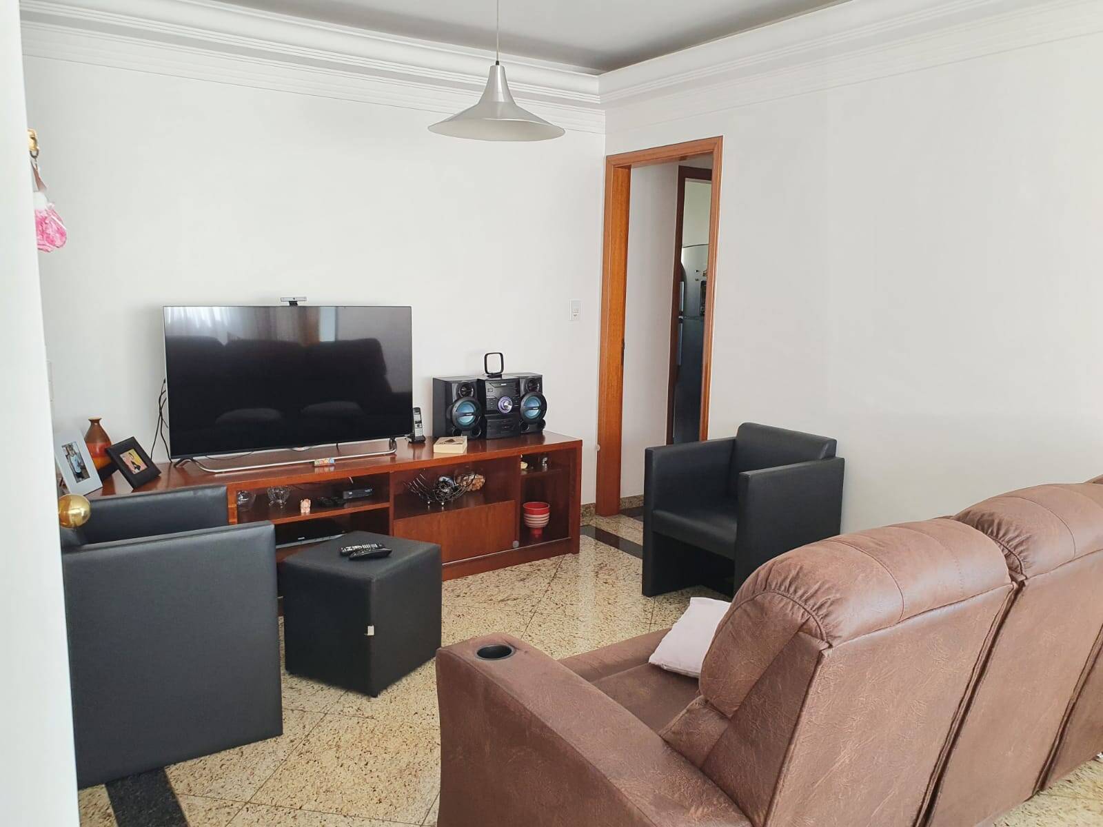 Apartamento à venda com 3 quartos, 98m² - Foto 8