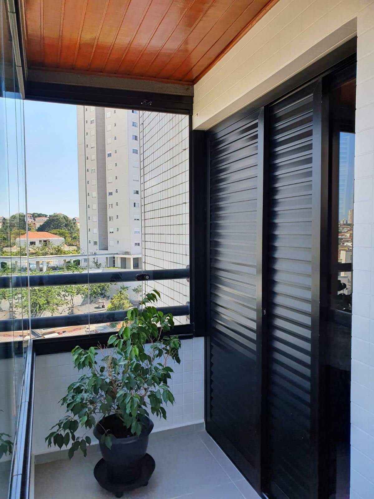 Apartamento à venda com 3 quartos, 98m² - Foto 24