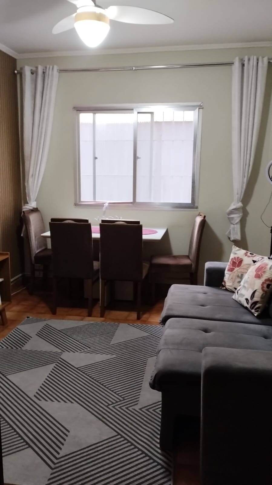 Apartamento à venda com 1 quarto, 50m² - Foto 2