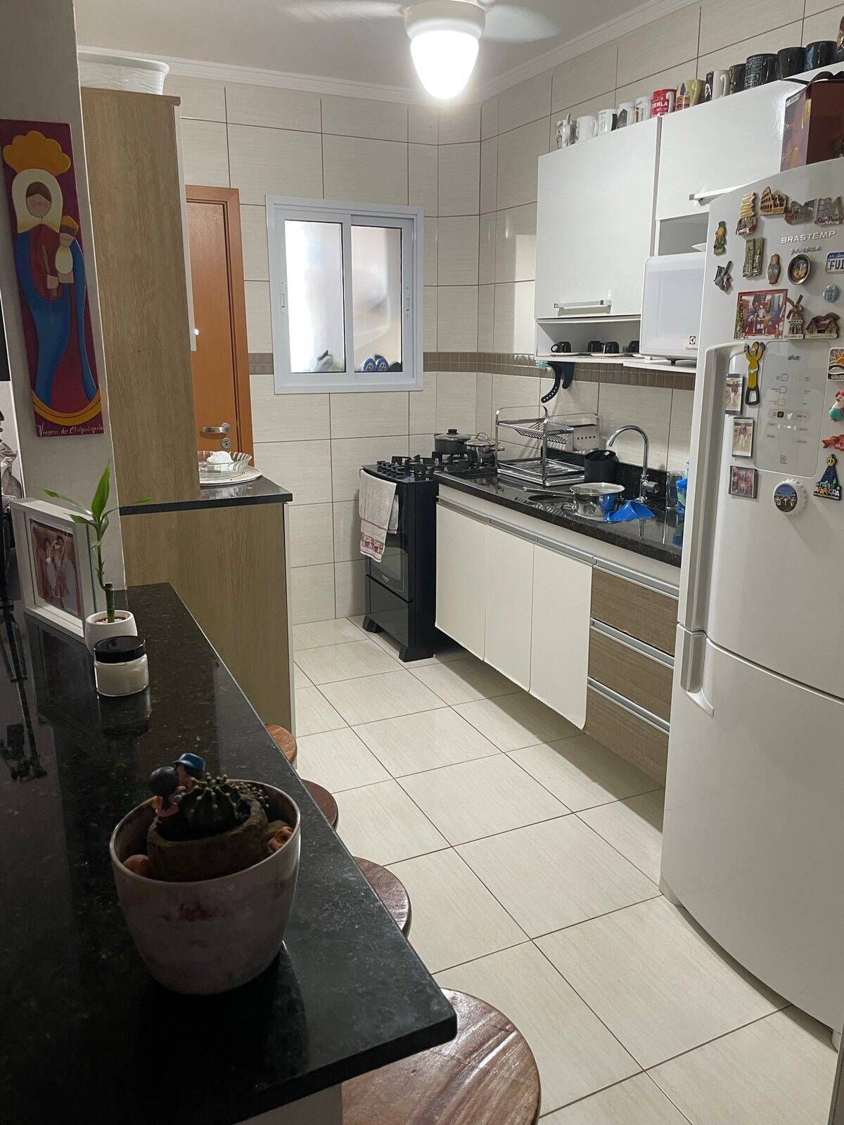 Apartamento à venda com 2 quartos, 82m² - Foto 2