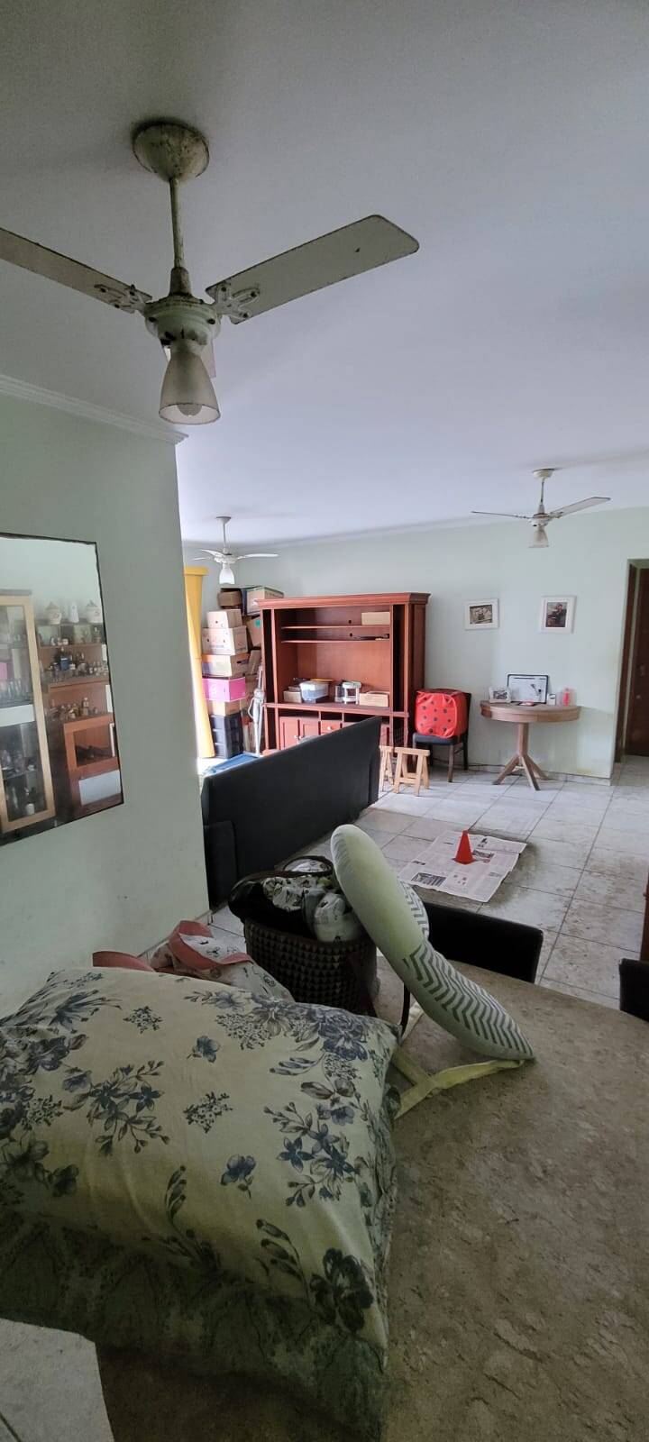 Apartamento à venda com 3 quartos, 180m² - Foto 8