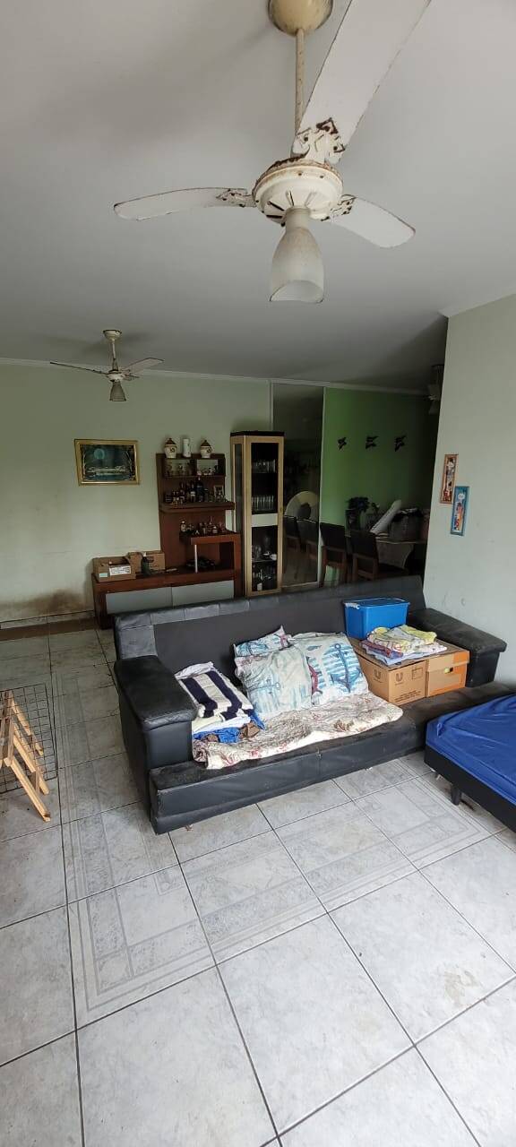 Apartamento à venda com 3 quartos, 180m² - Foto 7