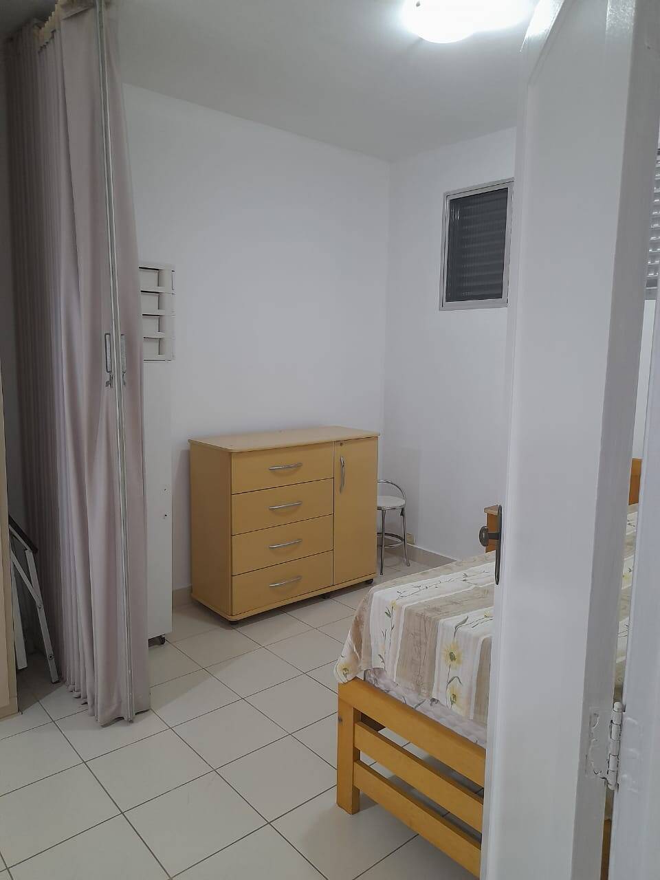 Apartamento à venda com 1 quarto, 50m² - Foto 2