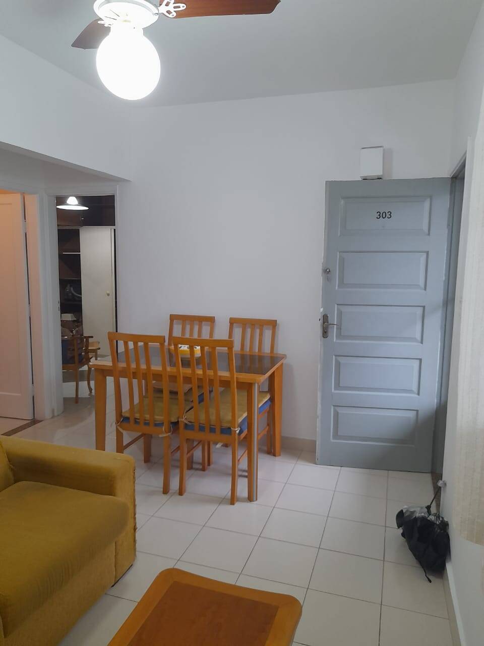 Apartamento à venda com 1 quarto, 50m² - Foto 1