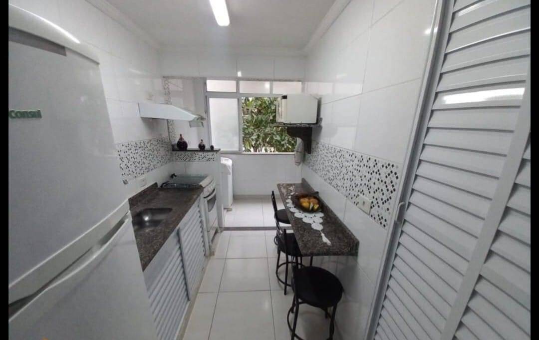 Apartamento à venda com 2 quartos, 84m² - Foto 2