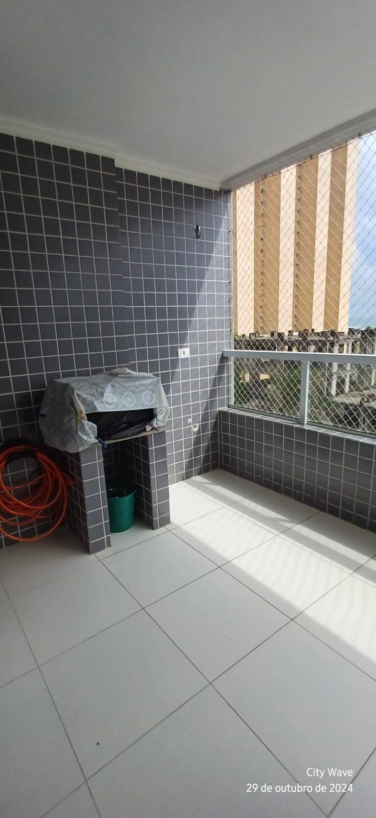 Apartamento à venda com 2 quartos, 75m² - Foto 11