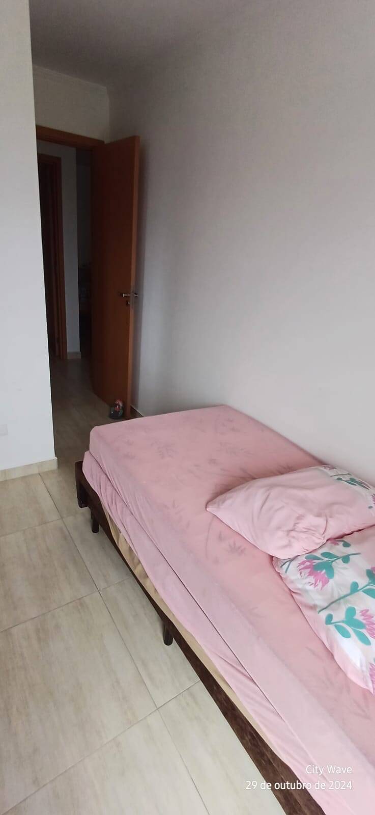 Apartamento à venda com 2 quartos, 75m² - Foto 25