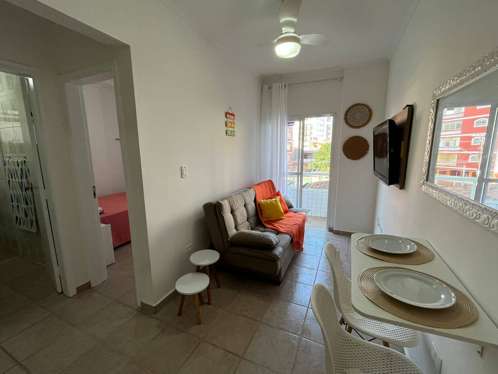 Apartamento à venda com 1 quarto, 58m² - Foto 2