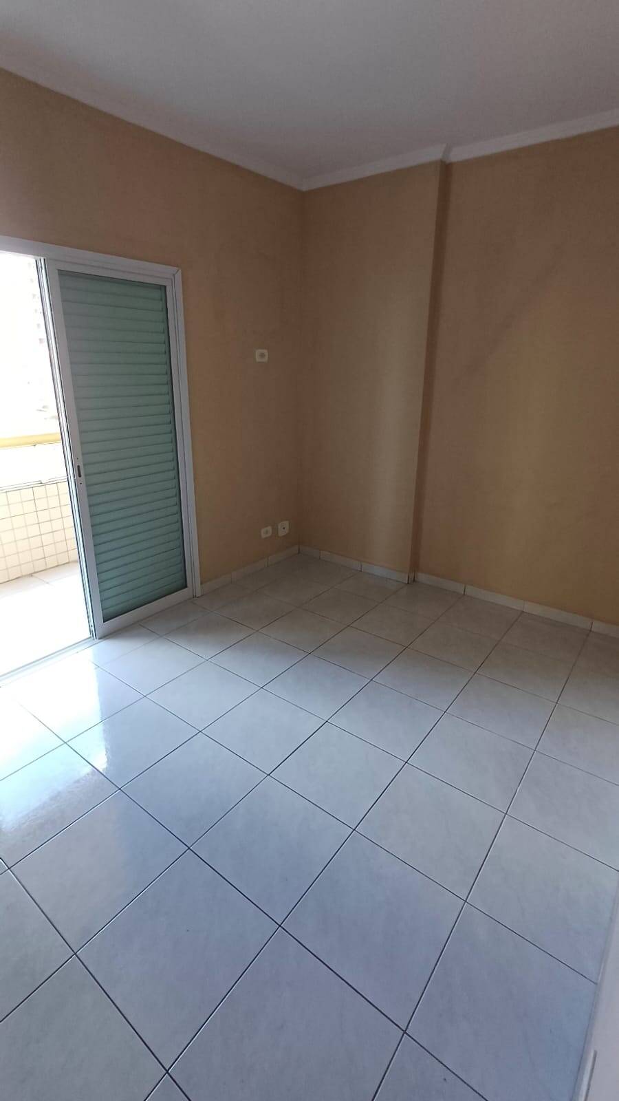 Apartamento para alugar com 2 quartos, 92m² - Foto 4